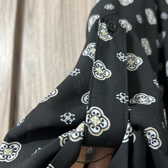 Black Printed High Low Blouse by Emma & Olivia Sz S - Picture 5 of 11